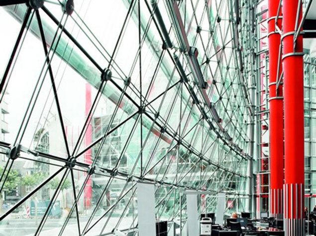 Seilfassade von Metallbau Jansen