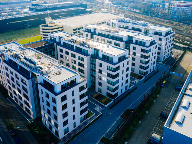 Referenz von Janssen Metallbau– B4 Campus Köln